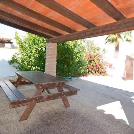 Holiday home Casas Paqui Y Pablo Con Piscina Compartida En Complejo Rural El Mayorazgo